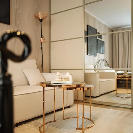 Nexus Noir Carol * בוקרשט