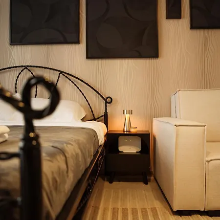 Appartement Nexus Noir Carol *