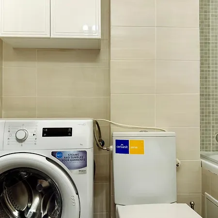 Nexus Noir Carol Appartement *