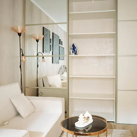 Appartement Nexus Noir Carol Bucarest