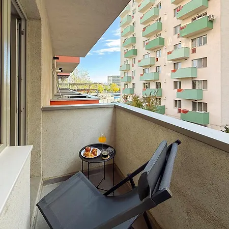 Nexus Noir Carol * Bucarest