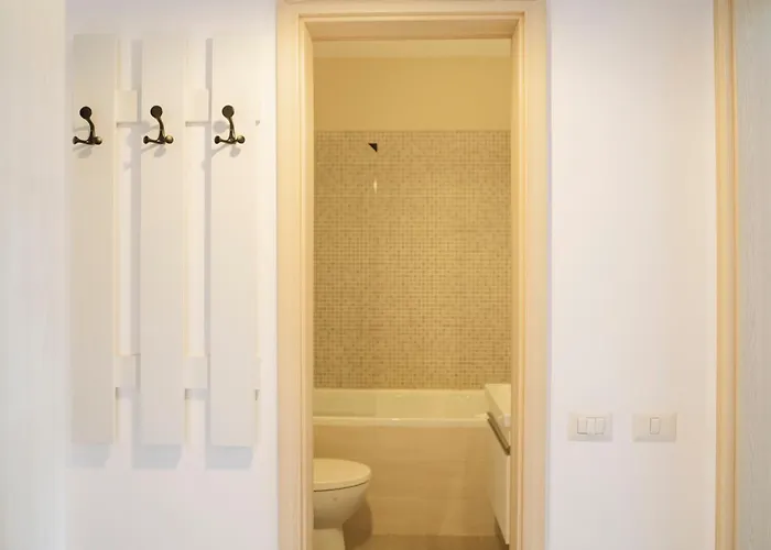 Nexus Noir Carol * Bukareszt