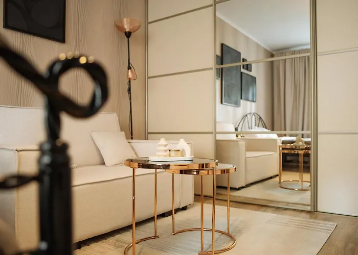 Nexus Noir Carol * Bukareszt