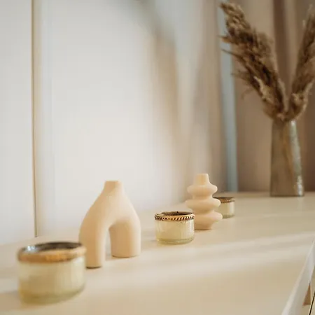 Nexus Noir Carol ブカレスト