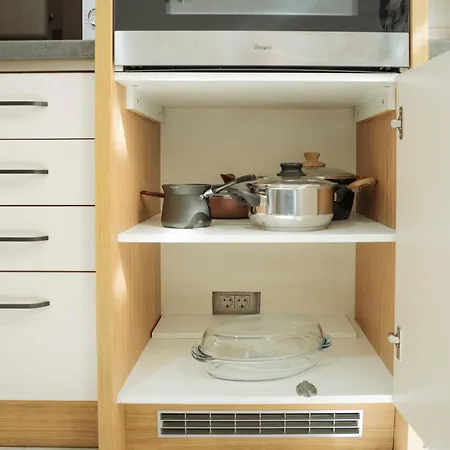 Nexus Noir Carol * ブカレスト